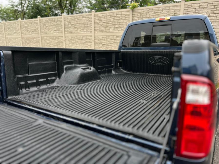 2016 Ford Super Duty F-350 SRW 4WD SuperCab 158" XLT, available for sale in Paterson, New Jersey | Speedway Motors LLC. Paterson, New Jersey 2016 Ford Super Duty F-350 SRW 4WD SuperCab 158" XLT, available for sale in Paterson, New Jersey | Speedway Motors LLC. Paterson, New Jersey