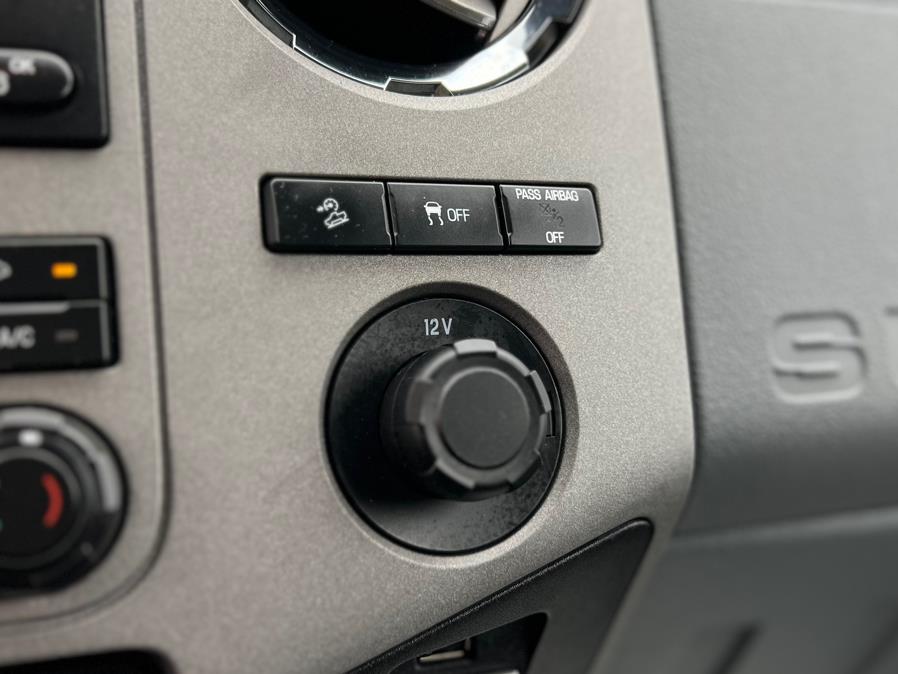 2016 Ford Super Duty F-350 SRW 4WD SuperCab 158" XLT, available for sale in Paterson, New Jersey | Speedway Motors LLC. Paterson, New Jersey 2016 Ford Super Duty F-350 SRW 4WD SuperCab 158" XLT, available for sale in Paterson, New Jersey | Speedway Motors LLC. Paterson, New Jersey