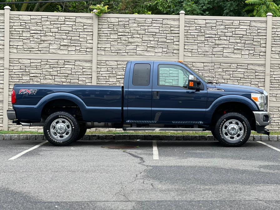2016 Ford Super Duty F-350 SRW 4WD SuperCab 158" XLT, available for sale in Paterson, New Jersey | Speedway Motors LLC. Paterson, New Jersey 2016 Ford Super Duty F-350 SRW 4WD SuperCab 158" XLT, available for sale in Paterson, New Jersey | Speedway Motors LLC. Paterson, New Jersey