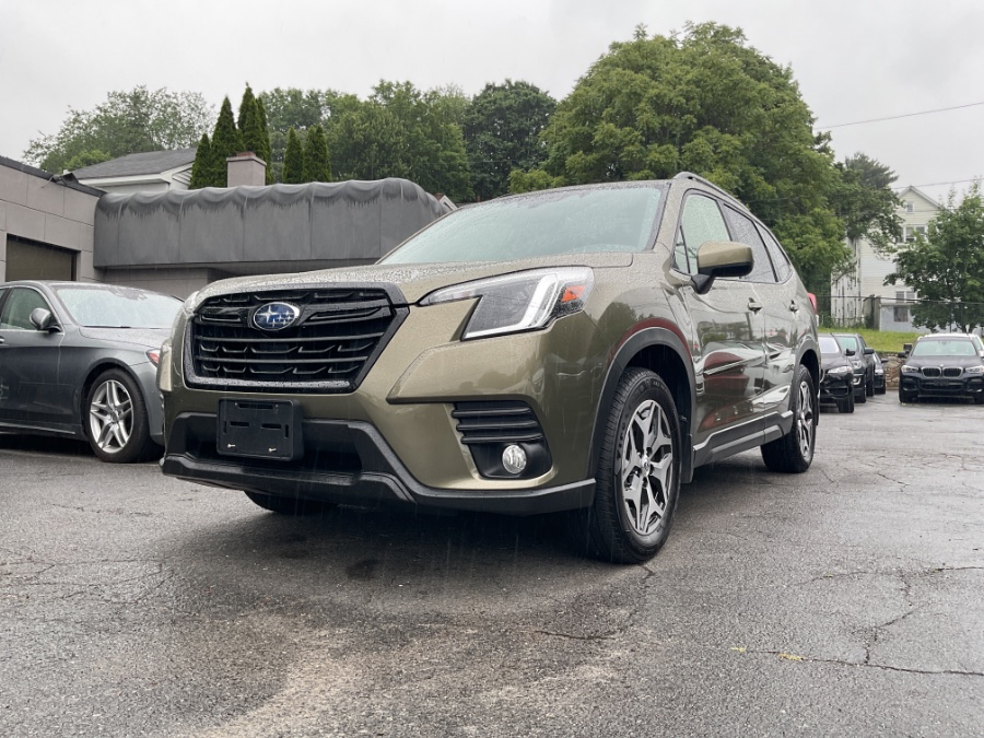 2022 Subaru Forester Premium CVT, available for sale in Waterbury, Connecticut | Jim Juliani Motors. Waterbury, Connecticut 2022 Subaru Forester Premium CVT, available for sale in Waterbury, Connecticut | Jim Juliani Motors. Waterbury, Connecticut