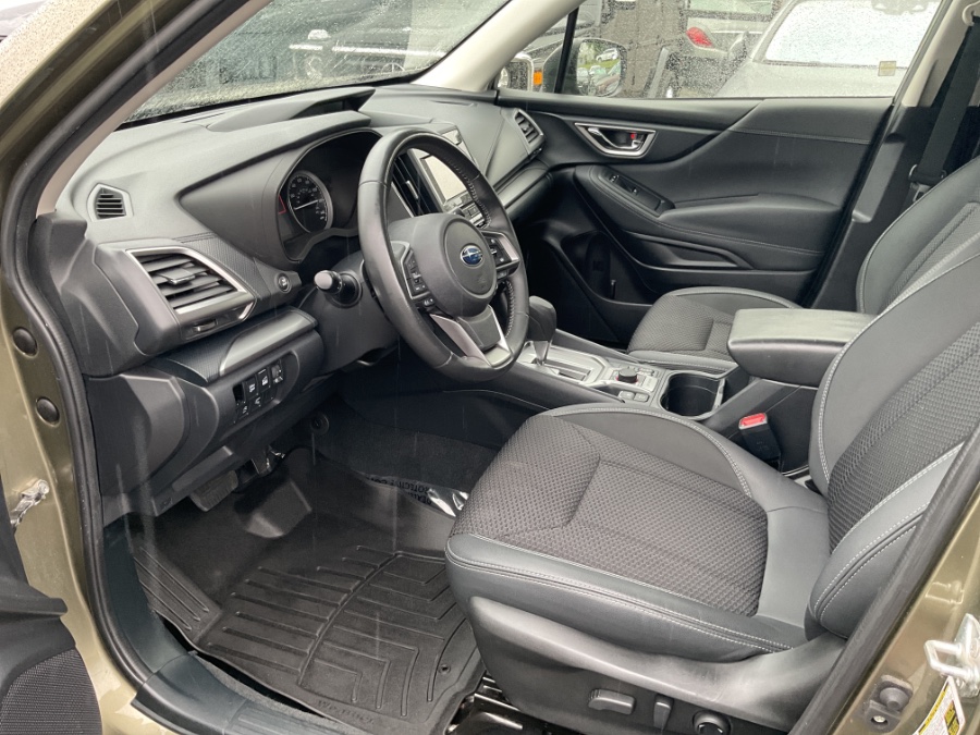 2022 Subaru Forester Premium CVT, available for sale in Waterbury, Connecticut | Jim Juliani Motors. Waterbury, Connecticut 2022 Subaru Forester Premium CVT, available for sale in Waterbury, Connecticut | Jim Juliani Motors. Waterbury, Connecticut