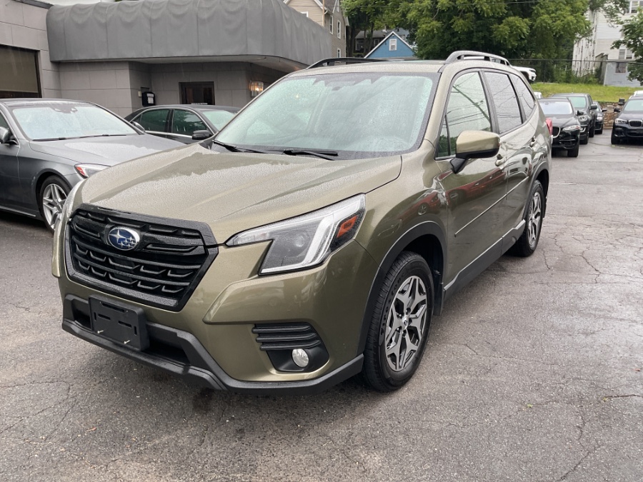 2022 Subaru Forester Premium CVT, available for sale in Waterbury, Connecticut | Jim Juliani Motors. Waterbury, Connecticut 2022 Subaru Forester Premium CVT, available for sale in Waterbury, Connecticut | Jim Juliani Motors. Waterbury, Connecticut