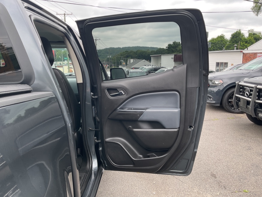 2017 Chevrolet Colorado 4WD Crew Cab 128.3" Z71, available for sale in Waterbury, Connecticut | Jim Juliani Motors. Waterbury, Connecticut 2017 Chevrolet Colorado 4WD Crew Cab 128.3" Z71, available for sale in Waterbury, Connecticut | Jim Juliani Motors. Waterbury, Connecticut