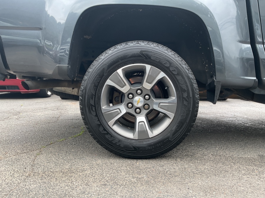 2017 Chevrolet Colorado 4WD Crew Cab 128.3" Z71, available for sale in Waterbury, Connecticut | Jim Juliani Motors. Waterbury, Connecticut 2017 Chevrolet Colorado 4WD Crew Cab 128.3" Z71, available for sale in Waterbury, Connecticut | Jim Juliani Motors. Waterbury, Connecticut