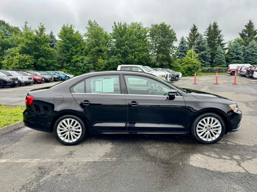 2015 Volkswagen Jetta Sedan 4dr Auto 1.8T SE w/Connectivity/Navigation, available for sale in Berlin, Connecticut | Tru Auto Mall. Berlin, Connecticut 2015 Volkswagen Jetta Sedan 4dr Auto 1.8T SE w/Connectivity/Navigation, available for sale in Berlin, Connecticut | Tru Auto Mall. Berlin, Connecticut