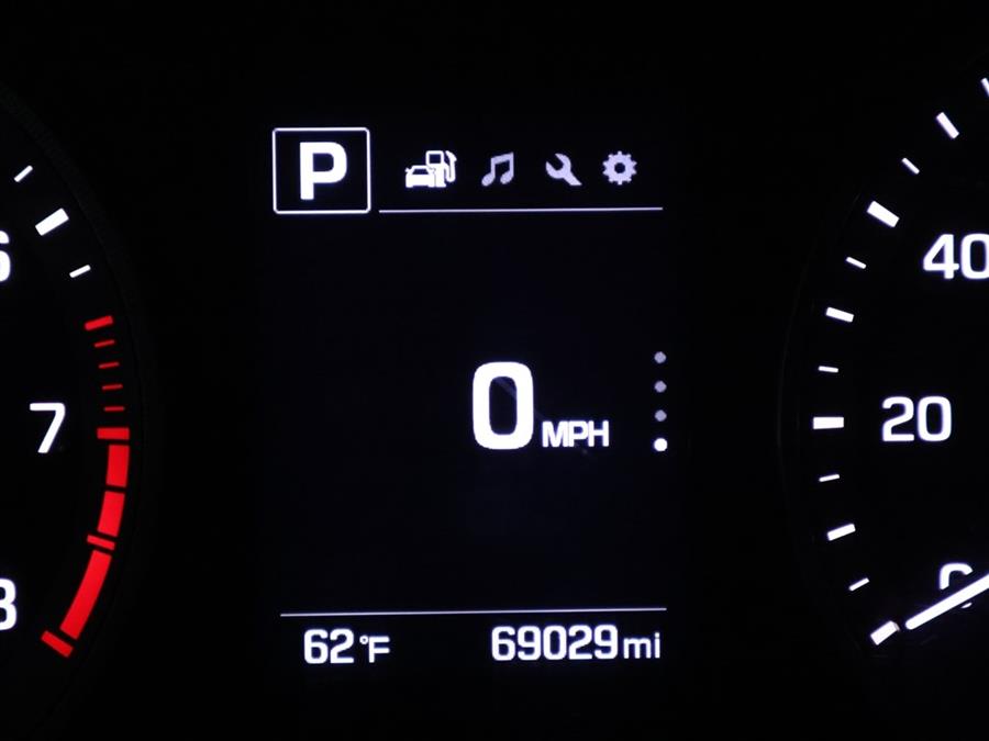 2018 Hyundai Tucson SE, available for sale in Paterson, New Jersey | Fast Track Motors. Paterson, New Jersey 2018 Hyundai Tucson SE, available for sale in Paterson, New Jersey | Fast Track Motors. Paterson, New Jersey