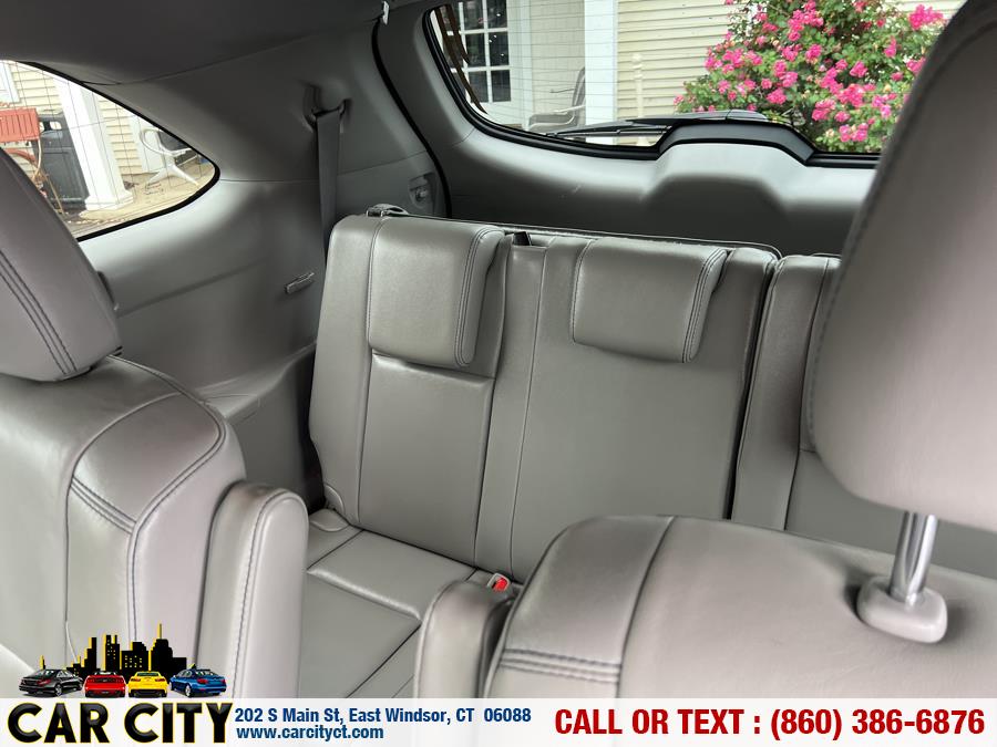 2017 Toyota Highlander XLE V6 AWD (Natl), available for sale in East Windsor, Connecticut | Car City LLC. East Windsor, Connecticut 2017 Toyota Highlander XLE V6 AWD (Natl), available for sale in East Windsor, Connecticut | Car City LLC. East Windsor, Connecticut