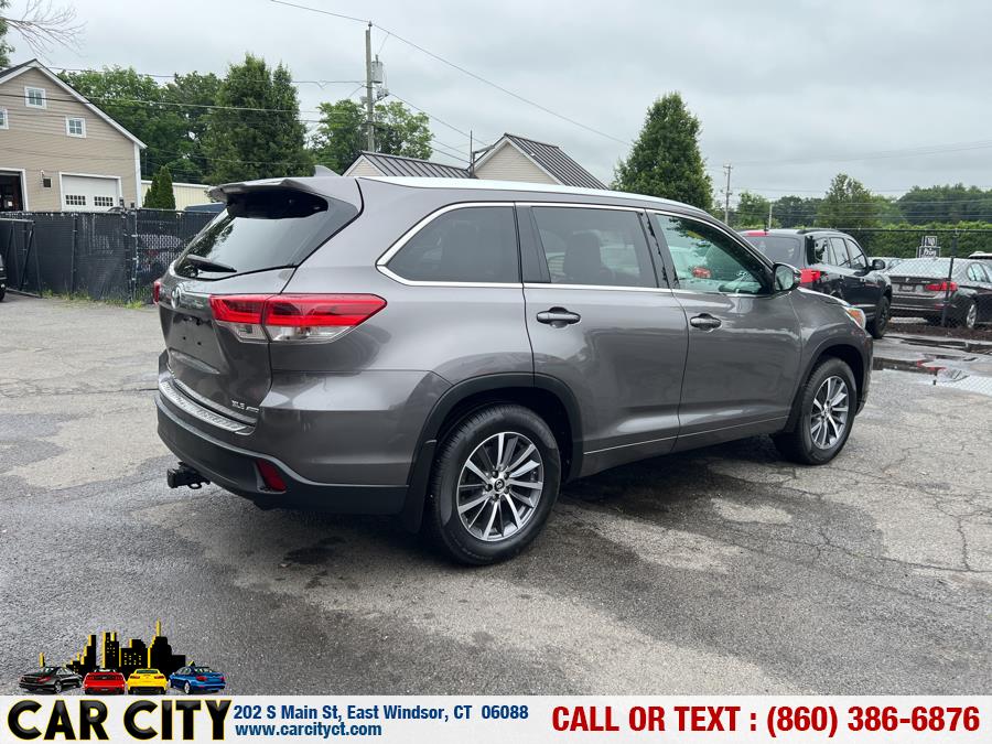 2017 Toyota Highlander XLE V6 AWD (Natl), available for sale in East Windsor, Connecticut | Car City LLC. East Windsor, Connecticut 2017 Toyota Highlander XLE V6 AWD (Natl), available for sale in East Windsor, Connecticut | Car City LLC. East Windsor, Connecticut