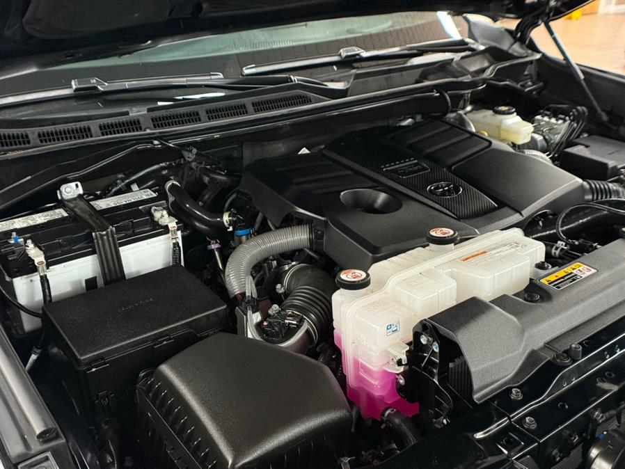 2025 Toyota Tundra 4WD Platinum CrewMax 5.5'' Bed (Natl), available for sale in Massapequa Park, New York | Power Motors East. Massapequa Park, New York 2025 Toyota Tundra 4WD Platinum CrewMax 5.5'' Bed (Natl), available for sale in Massapequa Park, New York | Power Motors East. Massapequa Park, New York