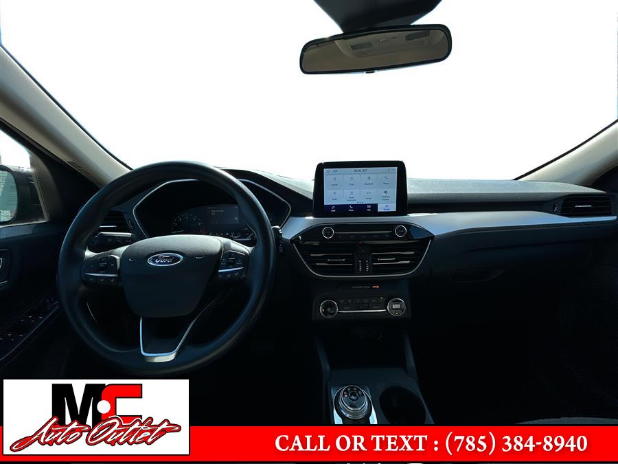 2020 Ford Escape SE AWD, available for sale in Colby, Kansas | M C Auto Outlet Inc. Colby, Kansas 2020 Ford Escape SE AWD, available for sale in Colby, Kansas | M C Auto Outlet Inc. Colby, Kansas