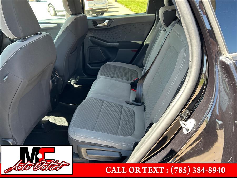 2020 Ford Escape SE AWD, available for sale in Colby, Kansas | M C Auto Outlet Inc. Colby, Kansas 2020 Ford Escape SE AWD, available for sale in Colby, Kansas | M C Auto Outlet Inc. Colby, Kansas