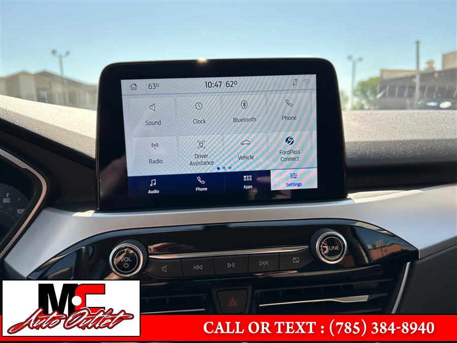 2020 Ford Escape SE AWD, available for sale in Colby, Kansas | M C Auto Outlet Inc. Colby, Kansas 2020 Ford Escape SE AWD, available for sale in Colby, Kansas | M C Auto Outlet Inc. Colby, Kansas