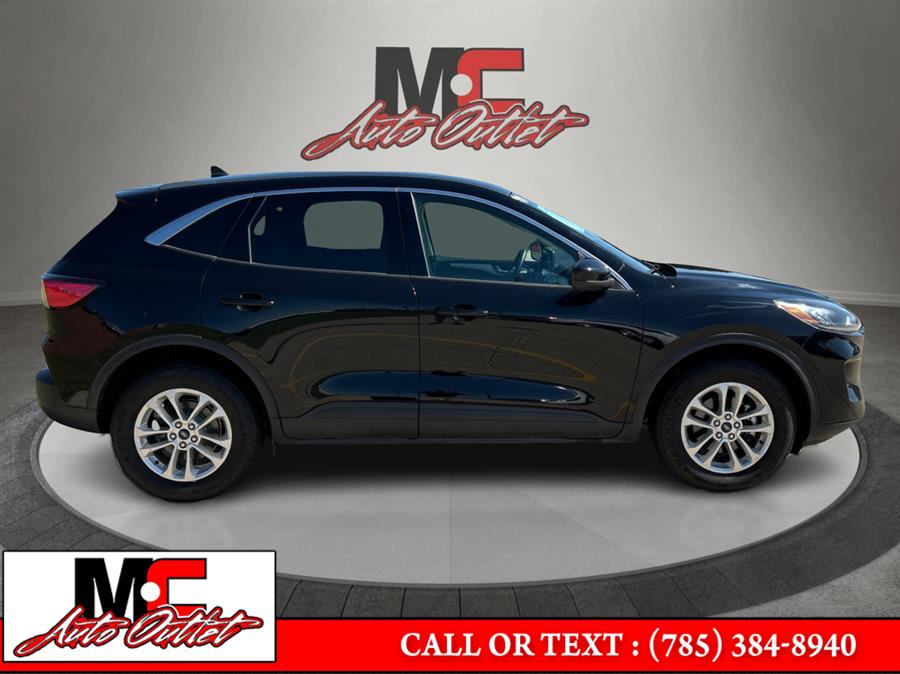 2020 Ford Escape SE AWD, available for sale in Colby, Kansas | M C Auto Outlet Inc. Colby, Kansas 2020 Ford Escape SE AWD, available for sale in Colby, Kansas | M C Auto Outlet Inc. Colby, Kansas