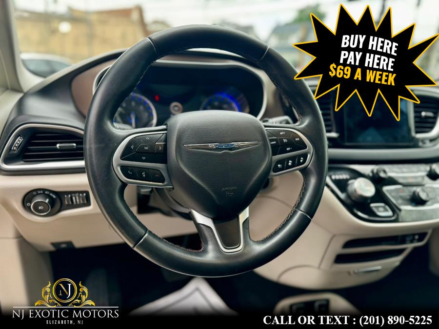 2018 Chrysler Pacifica Touring L FWD, available for sale in Elizabeth, New Jersey | NJ Exotic Motors. Elizabeth, New Jersey 2018 Chrysler Pacifica Touring L FWD, available for sale in Elizabeth, New Jersey | NJ Exotic Motors. Elizabeth, New Jersey