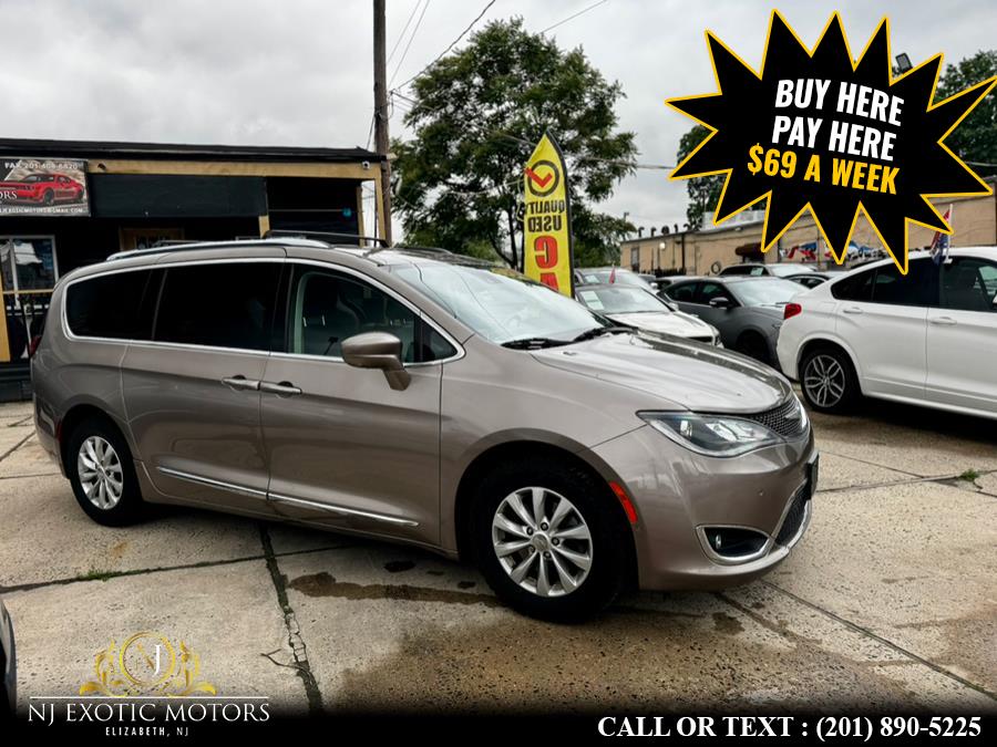 2018 Chrysler Pacifica Touring L FWD, available for sale in Elizabeth, New Jersey | NJ Exotic Motors. Elizabeth, New Jersey 2018 Chrysler Pacifica Touring L FWD, available for sale in Elizabeth, New Jersey | NJ Exotic Motors. Elizabeth, New Jersey