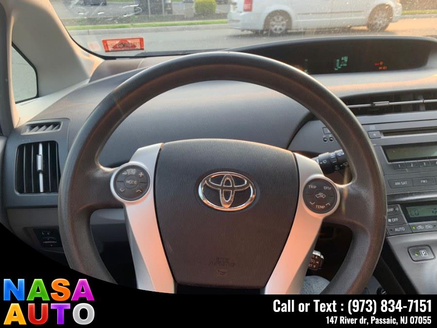 2010 Toyota Prius 5dr HB III (Natl), available for sale in Passaic, New Jersey | Nasa Auto. Passaic, New Jersey 2010 Toyota Prius 5dr HB III (Natl), available for sale in Passaic, New Jersey | Nasa Auto. Passaic, New Jersey