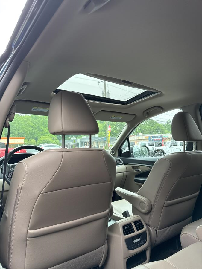 2016 Honda Pilot AWD 4dr EX-L, available for sale in Branford, Connecticut | Al Mac Motors 2. Branford, Connecticut 2016 Honda Pilot AWD 4dr EX-L, available for sale in Branford, Connecticut | Al Mac Motors 2. Branford, Connecticut