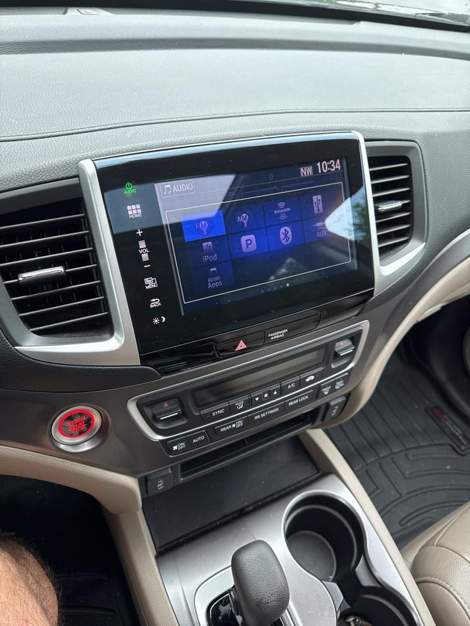 2016 Honda Pilot AWD 4dr EX-L, available for sale in Branford, Connecticut | Al Mac Motors 2. Branford, Connecticut 2016 Honda Pilot AWD 4dr EX-L, available for sale in Branford, Connecticut | Al Mac Motors 2. Branford, Connecticut