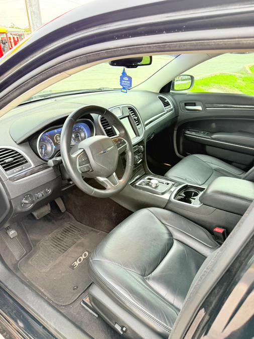 2016 Chrysler 300 4dr Sdn Limited RWD, available for sale in Kissimmee, Florida | Nationwide Auto Trading LLC. Kissimmee, Florida 2016 Chrysler 300 4dr Sdn Limited RWD, available for sale in Kissimmee, Florida | Nationwide Auto Trading LLC. Kissimmee, Florida