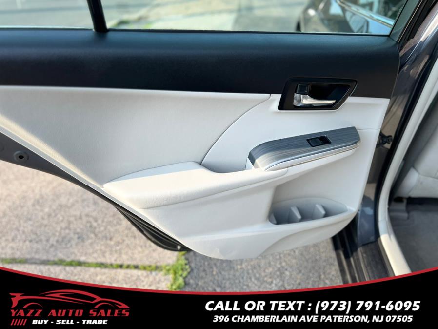 2012 Toyota Camry Hybrid 4dr Sdn XLE, available for sale in Paterson, New Jersey | Yazz Auto Sales. Paterson, New Jersey 2012 Toyota Camry Hybrid 4dr Sdn XLE, available for sale in Paterson, New Jersey | Yazz Auto Sales. Paterson, New Jersey