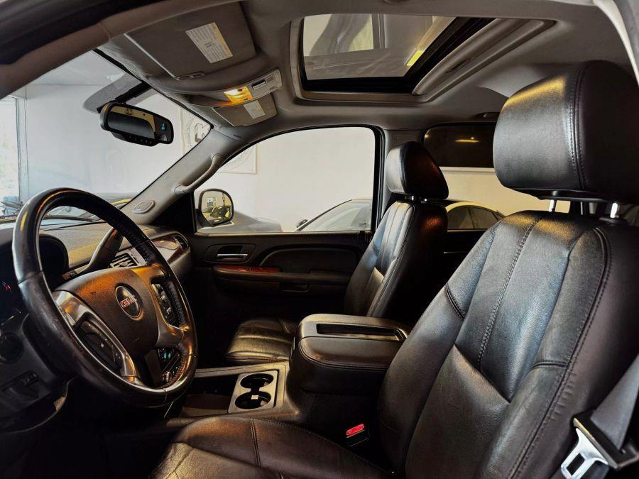 2007 GMC Yukon SLT Sport Utility 4D, available for sale in Santa Ana, California | K&T Motor LLC. Santa Ana, California 2007 GMC Yukon SLT Sport Utility 4D, available for sale in Santa Ana, California | K&T Motor LLC. Santa Ana, California