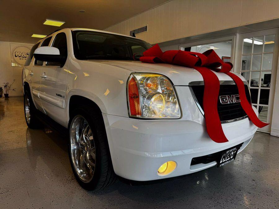 2007 GMC Yukon SLT Sport Utility 4D, available for sale in Santa Ana, California | K&T Motor LLC. Santa Ana, California 2007 GMC Yukon SLT Sport Utility 4D, available for sale in Santa Ana, California | K&T Motor LLC. Santa Ana, California