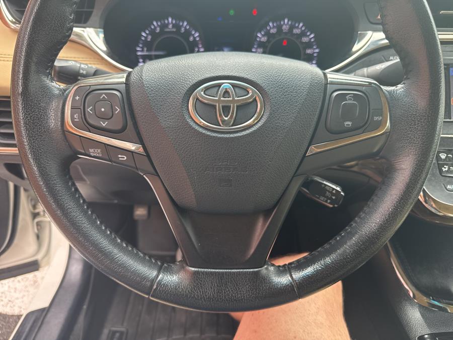 2013 Toyota Avalon 4dr Sdn XLE, available for sale in Waterbury, Connecticut | National Auto Brokers, Inc.. Waterbury, Connecticut 2013 Toyota Avalon 4dr Sdn XLE, available for sale in Waterbury, Connecticut | National Auto Brokers, Inc.. Waterbury, Connecticut