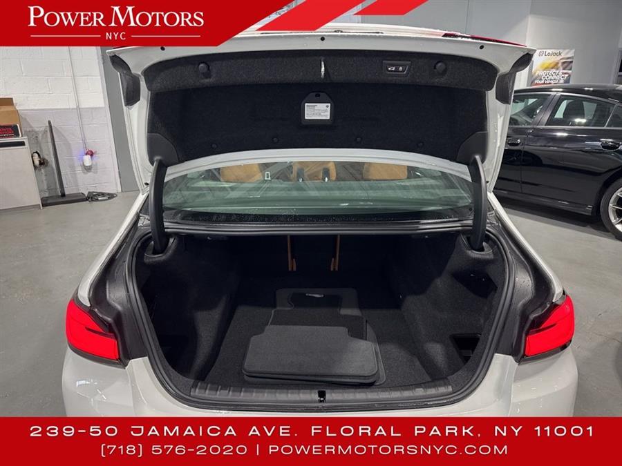 2022 BMW 5 Series 530i xDrive, available for sale in Floral Park, New York | Shop Auto NY. Floral Park, New York 2022 BMW 5 Series 530i xDrive, available for sale in Floral Park, New York | Shop Auto NY. Floral Park, New York