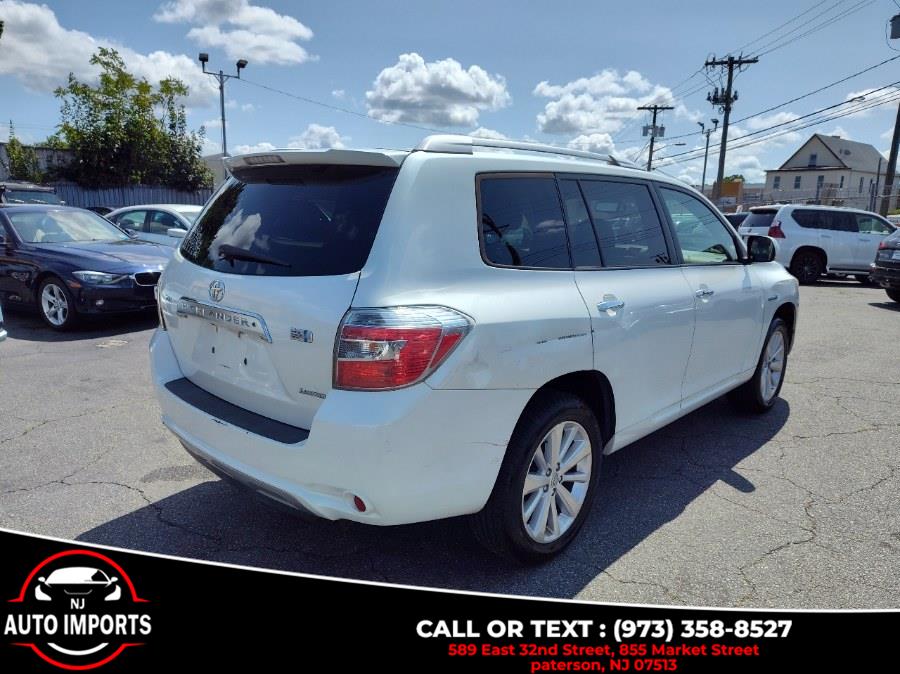 2008 Toyota Highlander Hybrid 4WD 4dr Limited w/3rd Row (Natl), available for sale in Paterson, New Jersey | NJ Auto Imports. Paterson, New Jersey 2008 Toyota Highlander Hybrid 4WD 4dr Limited w/3rd Row (Natl), available for sale in Paterson, New Jersey | NJ Auto Imports. Paterson, New Jersey