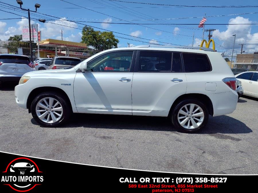 2008 Toyota Highlander Hybrid 4WD 4dr Limited w/3rd Row (Natl), available for sale in Paterson, New Jersey | NJ Auto Imports. Paterson, New Jersey 2008 Toyota Highlander Hybrid 4WD 4dr Limited w/3rd Row (Natl), available for sale in Paterson, New Jersey | NJ Auto Imports. Paterson, New Jersey