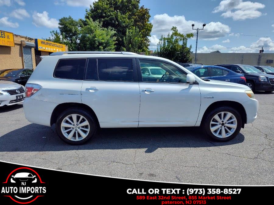 2008 Toyota Highlander Hybrid 4WD 4dr Limited w/3rd Row (Natl), available for sale in Paterson, New Jersey | NJ Auto Imports. Paterson, New Jersey 2008 Toyota Highlander Hybrid 4WD 4dr Limited w/3rd Row (Natl), available for sale in Paterson, New Jersey | NJ Auto Imports. Paterson, New Jersey