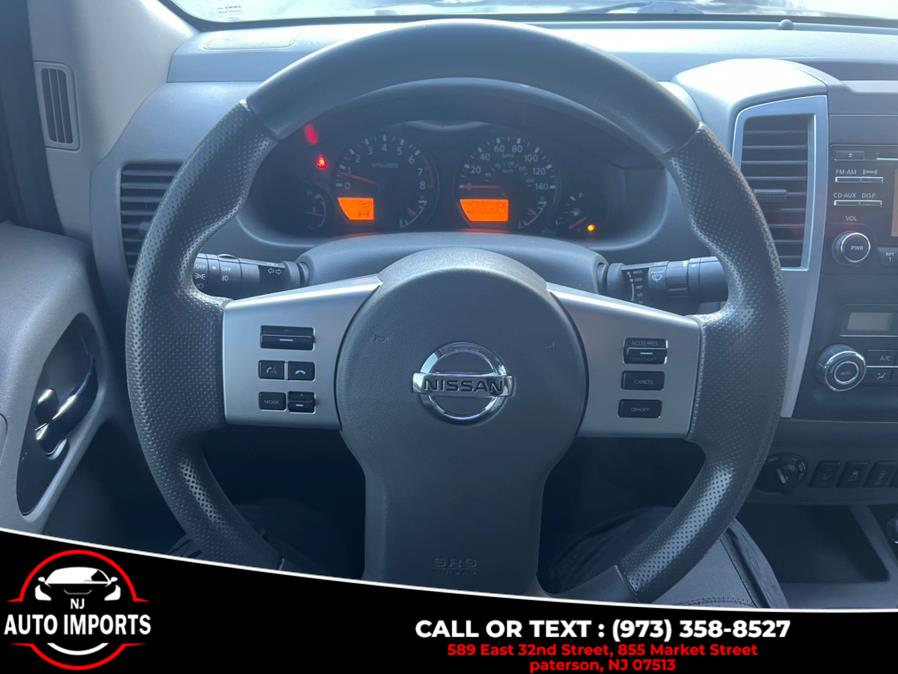 2014 Nissan Frontier 4WD Crew Cab LWB Auto SV, available for sale in Paterson, New Jersey | NJ Auto Imports. Paterson, New Jersey 2014 Nissan Frontier 4WD Crew Cab LWB Auto SV, available for sale in Paterson, New Jersey | NJ Auto Imports. Paterson, New Jersey