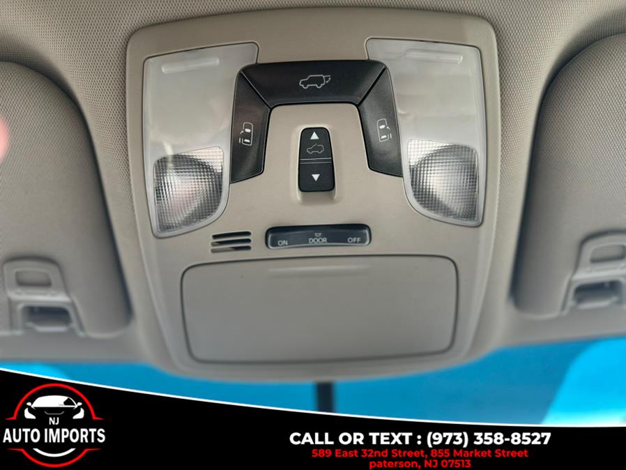 2017 Toyota Sienna XLE Premium FWD 8-Passenger (Natl), available for sale in Paterson, New Jersey | NJ Auto Imports. Paterson, New Jersey 2017 Toyota Sienna XLE Premium FWD 8-Passenger (Natl), available for sale in Paterson, New Jersey | NJ Auto Imports. Paterson, New Jersey