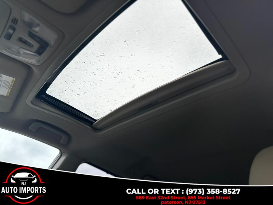 2017 Toyota Sienna XLE Premium FWD 8-Passenger (Natl), available for sale in Paterson, New Jersey | NJ Auto Imports. Paterson, New Jersey 2017 Toyota Sienna XLE Premium FWD 8-Passenger (Natl), available for sale in Paterson, New Jersey | NJ Auto Imports. Paterson, New Jersey