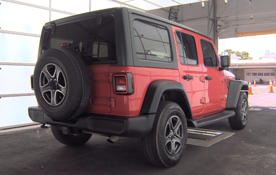 2018 Jeep Wrangler Unlimited Sport S photo 4