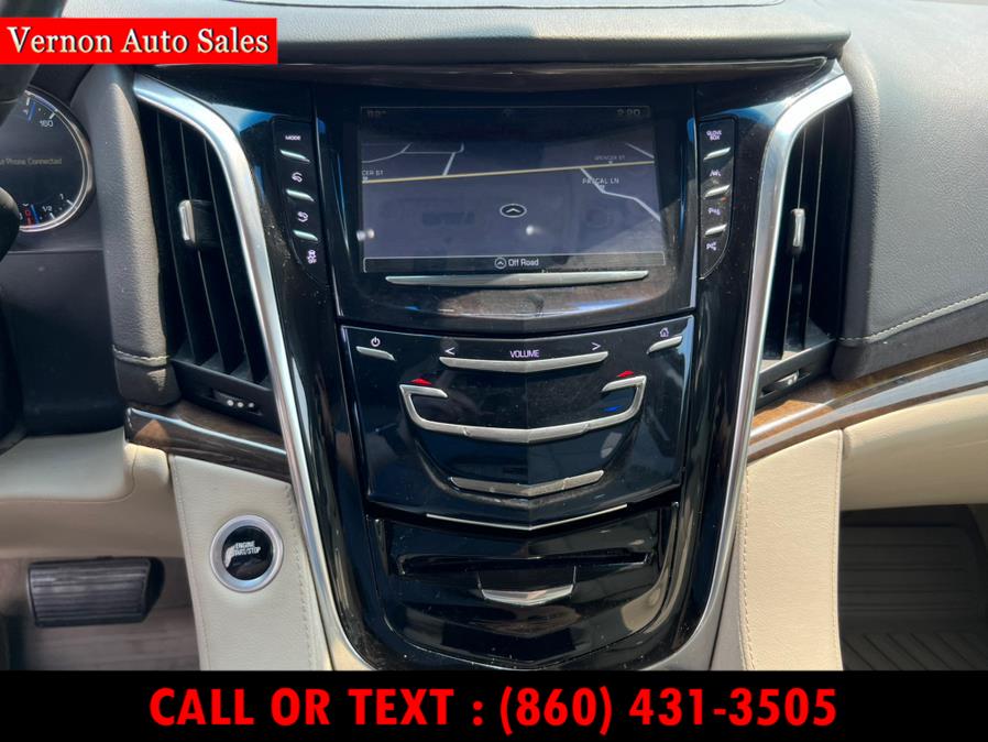 2018 Cadillac Escalade 4WD 4dr Luxury, available for sale in Manchester, Connecticut | Vernon Auto Sale & Service. Manchester, Connecticut 2018 Cadillac Escalade 4WD 4dr Luxury, available for sale in Manchester, Connecticut | Vernon Auto Sale & Service. Manchester, Connecticut