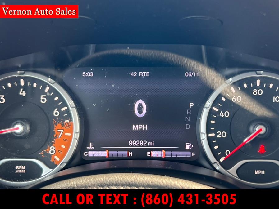 2015 Jeep Renegade 4WD 4dr Trailhawk, available for sale in Manchester, Connecticut | Vernon Auto Sale & Service. Manchester, Connecticut 2015 Jeep Renegade 4WD 4dr Trailhawk, available for sale in Manchester, Connecticut | Vernon Auto Sale & Service. Manchester, Connecticut