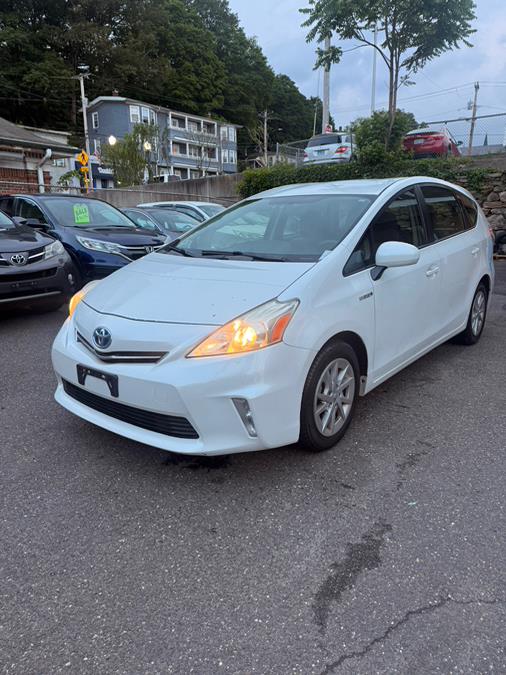 2013 Toyota Prius v 5dr Wgn Two (Natl), available for sale in Shelton, Connecticut | Center Motorsports LLC. Shelton, Connecticut 2013 Toyota Prius v 5dr Wgn Two (Natl), available for sale in Shelton, Connecticut | Center Motorsports LLC. Shelton, Connecticut