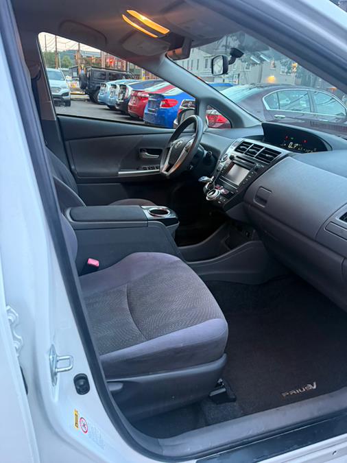2013 Toyota Prius v 5dr Wgn Two (Natl), available for sale in Shelton, Connecticut | Center Motorsports LLC. Shelton, Connecticut 2013 Toyota Prius v 5dr Wgn Two (Natl), available for sale in Shelton, Connecticut | Center Motorsports LLC. Shelton, Connecticut