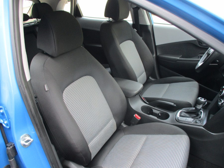 2019 Hyundai Kona SE Auto AWD, available for sale in Meriden, Connecticut | Cos Central Auto. Meriden, Connecticut 2019 Hyundai Kona SE Auto AWD, available for sale in Meriden, Connecticut | Cos Central Auto. Meriden, Connecticut