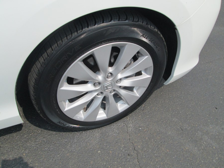 2014 Honda Accord Sedan 4dr I4 CVT EX-L, available for sale in Levittown, Pennsylvania | Levittown Auto. Levittown, Pennsylvania 2014 Honda Accord Sedan 4dr I4 CVT EX-L, available for sale in Levittown, Pennsylvania | Levittown Auto. Levittown, Pennsylvania