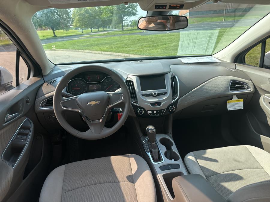 2017 Chevrolet Cruze 4dr Sdn 1.4L LS w/1SB, available for sale in Beavercreek, Ohio | Wholesale Direct Motors. Beavercreek, Ohio 2017 Chevrolet Cruze 4dr Sdn 1.4L LS w/1SB, available for sale in Beavercreek, Ohio | Wholesale Direct Motors. Beavercreek, Ohio