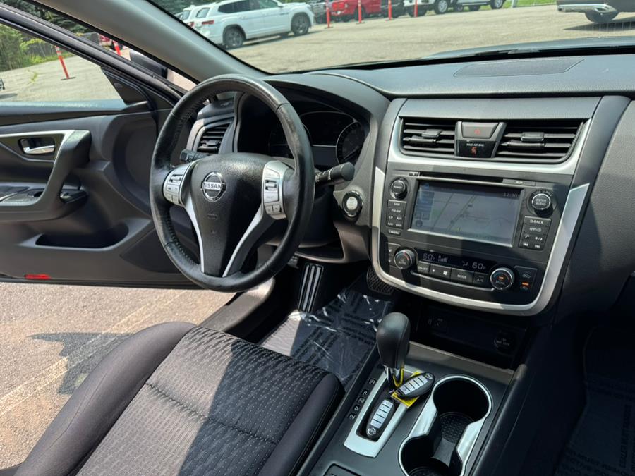 2016 Nissan Altima 4dr Sdn I4 2.5 SR, available for sale in Berlin, Connecticut | Tru Auto Mall. Berlin, Connecticut 2016 Nissan Altima 4dr Sdn I4 2.5 SR, available for sale in Berlin, Connecticut | Tru Auto Mall. Berlin, Connecticut