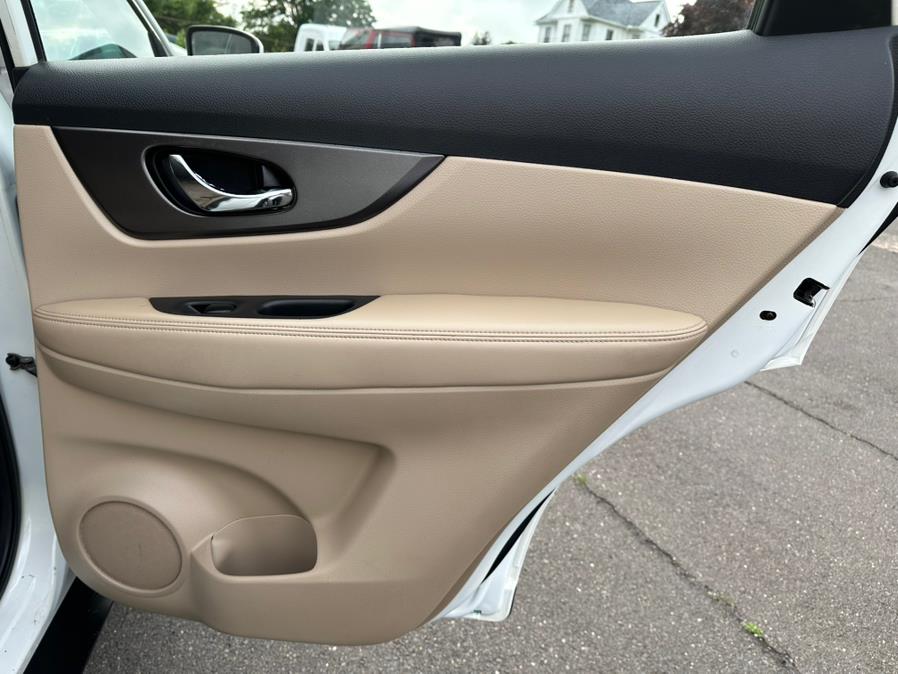 2016 Nissan Rogue FWD 4dr SV, available for sale in New Britain, Connecticut | Central Auto Sales & Service. New Britain, Connecticut 2016 Nissan Rogue FWD 4dr SV, available for sale in New Britain, Connecticut | Central Auto Sales & Service. New Britain, Connecticut