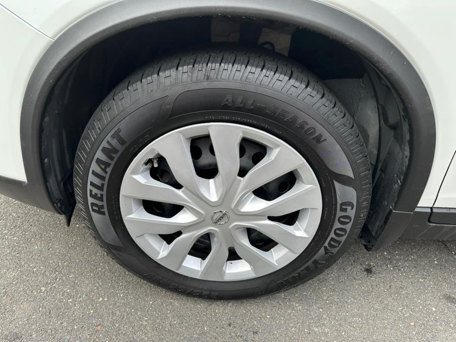 2016 Nissan Rogue FWD 4dr SV, available for sale in New Britain, Connecticut | Central Auto Sales & Service. New Britain, Connecticut 2016 Nissan Rogue FWD 4dr SV, available for sale in New Britain, Connecticut | Central Auto Sales & Service. New Britain, Connecticut