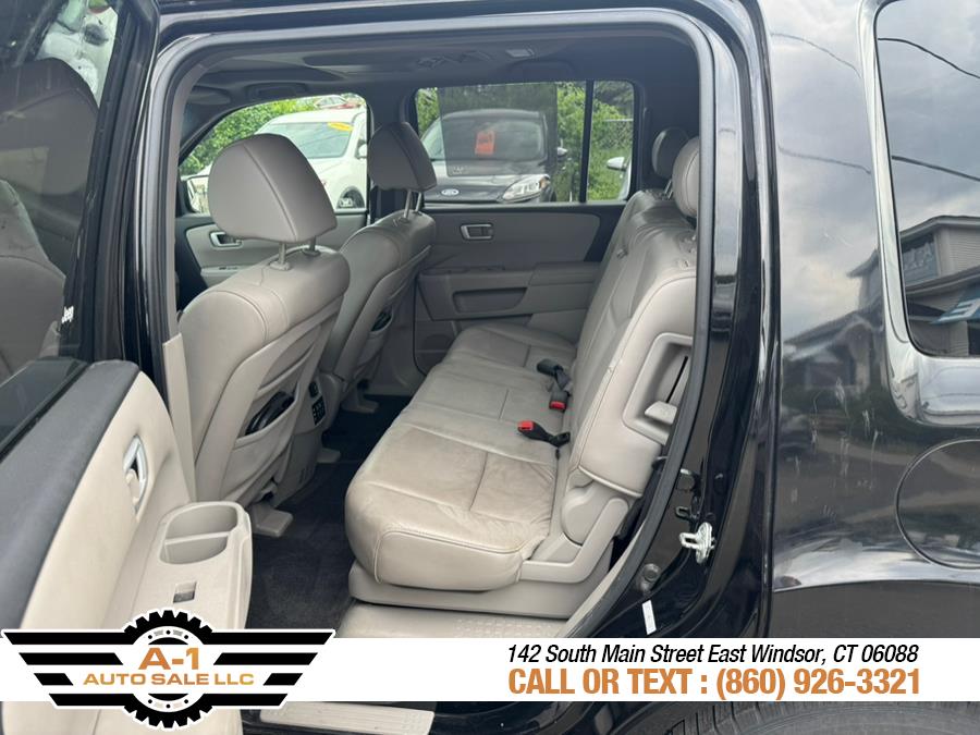 2011 Honda Pilot 4WD 4dr EX-L w/RES, available for sale in East Windsor, Connecticut | A1 Auto Sale LLC. East Windsor, Connecticut 2011 Honda Pilot 4WD 4dr EX-L w/RES, available for sale in East Windsor, Connecticut | A1 Auto Sale LLC. East Windsor, Connecticut