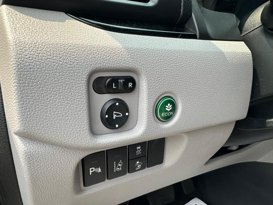 2017 Honda Pilot Touring AWD, available for sale in South Windsor, Connecticut | Mike And Tony Auto Sales, Inc. South Windsor, Connecticut 2017 Honda Pilot Touring AWD, available for sale in South Windsor, Connecticut | Mike And Tony Auto Sales, Inc. South Windsor, Connecticut
