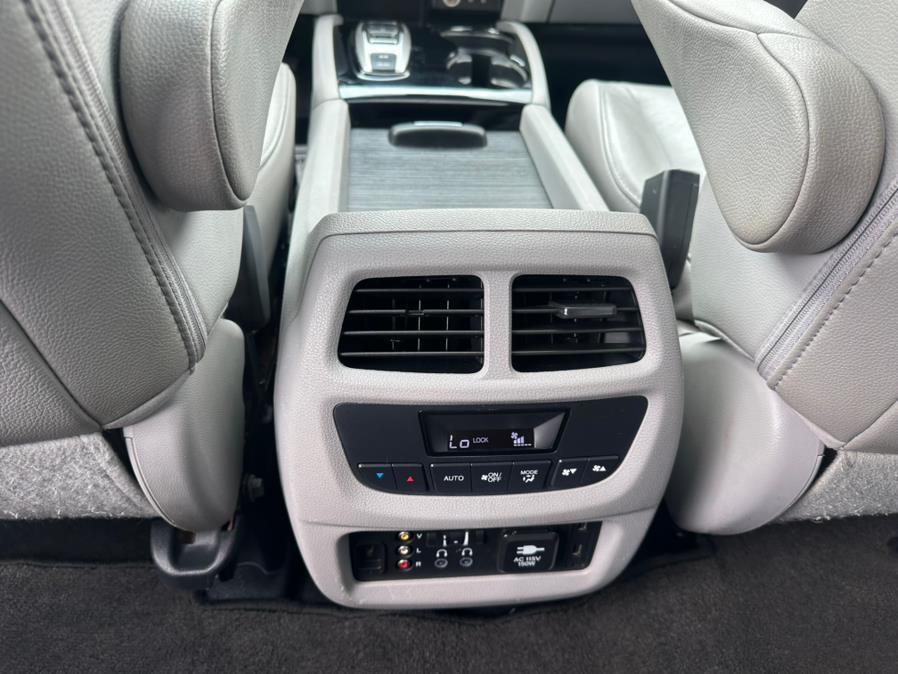2017 Honda Pilot Touring AWD, available for sale in South Windsor, Connecticut | Mike And Tony Auto Sales, Inc. South Windsor, Connecticut 2017 Honda Pilot Touring AWD, available for sale in South Windsor, Connecticut | Mike And Tony Auto Sales, Inc. South Windsor, Connecticut