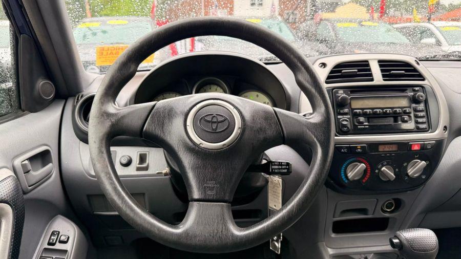 2002 Toyota Rav4 Sport Utility 4D, available for sale in Linden, New Jersey | Route 27 Auto Mall. Linden, New Jersey 2002 Toyota Rav4 Sport Utility 4D, available for sale in Linden, New Jersey | Route 27 Auto Mall. Linden, New Jersey