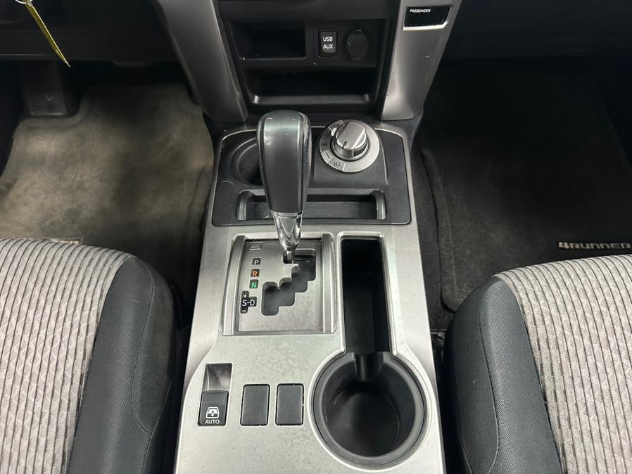 2016 Toyota 4Runner 4WD 4dr V6 SR5 (Natl), available for sale in Elizabeth, New Jersey | M Auto Group. Elizabeth, New Jersey 2016 Toyota 4Runner 4WD 4dr V6 SR5 (Natl), available for sale in Elizabeth, New Jersey | M Auto Group. Elizabeth, New Jersey